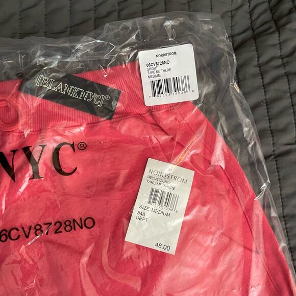 BLANK NYC Sweat Shorts Women’s M Coral Pink Cut-Off Drawstring Take Me There NWT - Picture 5 of 13